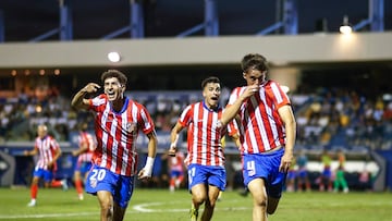 Javier Boñar celebra uno de sus goles al Alcorcón.