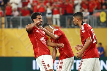 El equipo egipcio, ganador en 45 ocasiones de la "Liga Premier" de Egipto recibirá 11.6 Millones de Dólares.