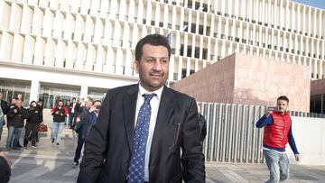 Abdullah Al Thani saliendo de los juzgados de Málaga hace un año