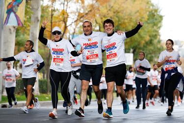 Las mejores imágenes de la carrera solidaria Madrid corre por Valencia