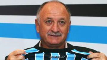 Luiz Felipe Scolari, presentado con Gremio.