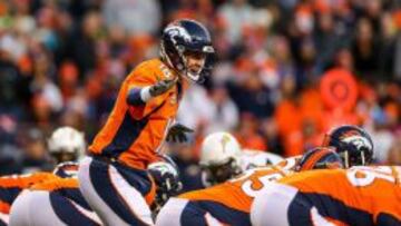 Peyton Manning lideró la victoria de los Broncos sobre los Chargers.