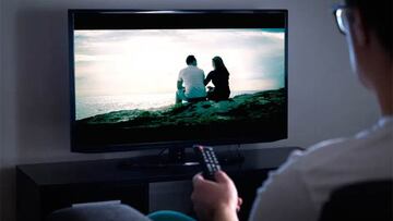 Os traemos una amplia selección de programas, series y documentales que podéis ver hoy en abierto en la televisión de nuestro país para hacer más ameno el confinamiento.