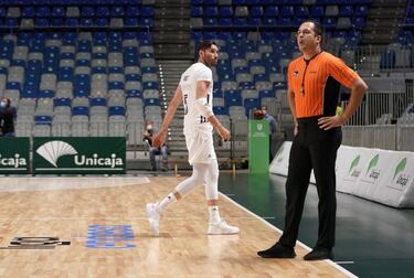 El Madrid acaba invicto fuera de casa y se medirá con el Granca