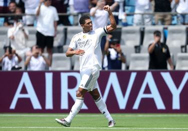 1-0. Jude Bellingham celebra el primer tanto.