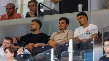 Alberto Marí, renovado y cedido al Mirandés