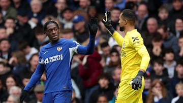 Soccer Football - FA Cup - Quarter Final - Chelsea v Leicester City - Stamford Bridge, London, Britain - March 17, 2024 Chelsea's Axel Disasi looks dejected with Robert Sanchez after scoring an own goal and Leicester City first Action Images via Reuters/Andrew Boyers