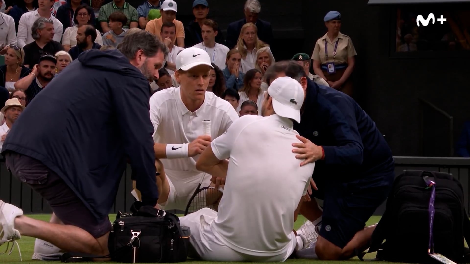 La secuencia del drama de Dimitrov: sus lágrimas, el gesto de Sinner...