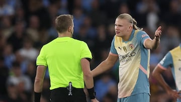 Haaland durante el Manchester City-Inter de Champions League.