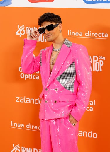 Abraham Mateo posa en la alfombra roja.