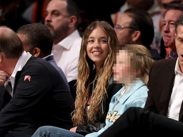 Sydney Sweeney, actriz y productora estadounidense, en las gradas del Barclays Center de Brooklyn.