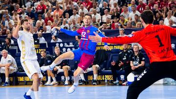 Resumen y resultado del Kiel 30-34 Barcelona: Final Four de la EHF Champions League 2022 | El Barça es de hierro