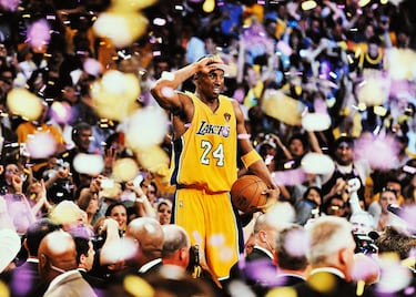 El escolta nacido en Filadelfia disputó veinte temporadas en la NBA, todas ellas defendiendo la camiseta de la franquicia de California. Considerado uno de los mejores jugadores de la historia del baloncesto ganó cinco campeonatos de la NBA con los Lakers y dos medallas de oro olímpicas con la selección estadounidense. Además a su impresionante palmarés hay que añadir: 1 vez Jugador Más Valioso de la NBA (2008),  2 veces Jugador Más Valioso de las Finales de la NBA (2009, 2010), 2 veces Máximo anotador de la NBA (2006, 2007), 18 veces Elegido para el All-Star de la NBA, 11 veces Mejor Equipo de la NBA... En 2020 fue incluido de manera póstuma en el Salón de la Fama del Baloncesto.