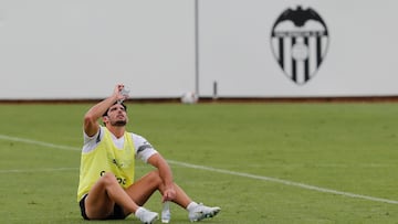 05/07/22
ENTRENAMIENTO VESPERTINO DEL VALENCIA CF -
GONCALO GUEDES PRETEMPORADA