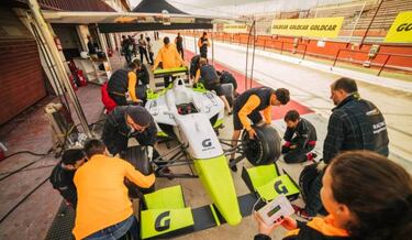 Jugando a ser piloto con Goldcar y la escudería Campos Racing