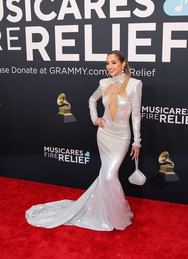 Jesaiah posa en la alfombra roja de los Grammys 2025 en ell Crypto.com Arena situado en la ciudad de Los Ángeles, en California.