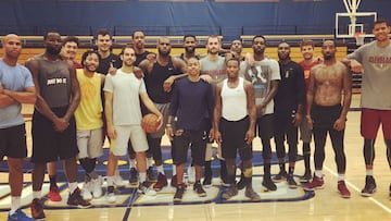 LeBron presume de equipo con Calderón y... ¡Kendrick Perkins!