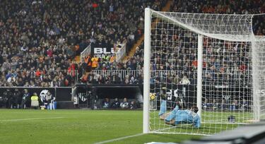 Gol no concedido a Messi.