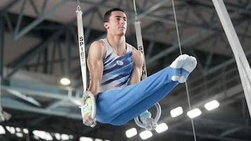 El gimnasta italiano Lorenzo Bonicelli, durante una competición.