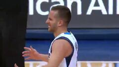 Los Mavs siguen soñando con los Playoffs gracias a Barea