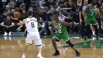 Los Bucks arrasan y Giannis deja un mate muy difícil de explicar
