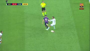 Pedri y Lewandowski se inventan este golazo de videojuego y desata a Twitter Barça: “Es ilegal...”