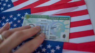 Conoce el proyecto de reforma de ley que puede otorgar la tarjeta de residencia o Green Card a ocho millones de inmigrantes.