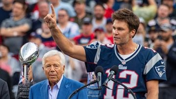 With Tom Brady's purchase of a stake in the Las Vegas Raiders stalled,  could he play again in the NFL? - AS USA