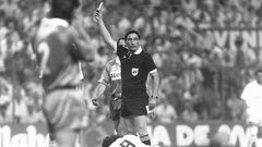 Durante su carrera dirigió 118 partidos de LaLiga. Además fue el árbitro español designado para el Mundial de México 1986.