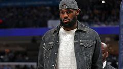 MEMPHIS, TENNESSEE - FEBRUARY 28: LeBron James #6 of the Los Angeles Lakers looks on during the first half against the Memphis Grizzlies at FedExForum on February 28, 2023 in Memphis, Tennessee. NOTE TO USER: User expressly acknowledges and agrees that, by downloading and or using this photograph, User is consenting to the terms and conditions of the Getty Images License Agreement.   Justin Ford/Getty Images/AFP (Photo by Justin Ford / GETTY IMAGES NORTH AMERICA / Getty Images via AFP)