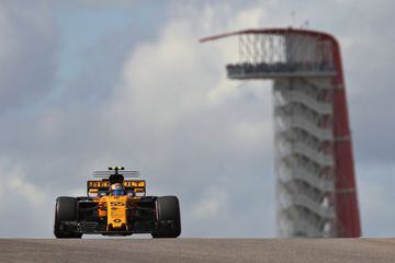 Sainz debuta con Renault en Austin, la 17ª carrera de la temporada, tras dejar Toro Rosso, y lo hace con uno de los adelantamientos de la carrera sobre Pérez.