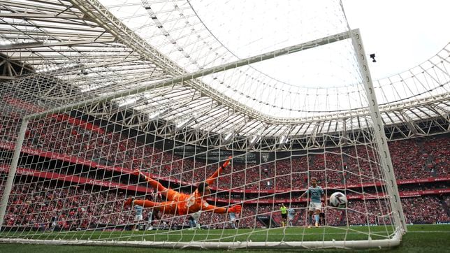 El Athletic se reengancha a Europa en un San Mamés gélido