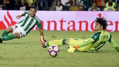 Memo Ochoa salva el empate del Granada en su visita al Betis