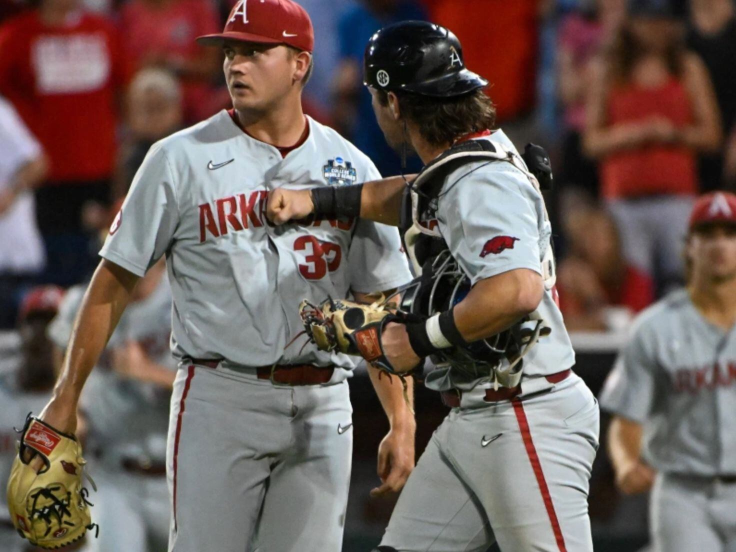 Live updates, scoreboard: Arkansas Razorbacks baseball, Auburn Tigers (June  21, 2022 - College World Series)