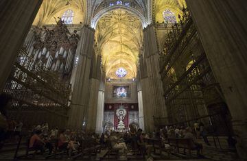 La Catedral de Sevilla preparada para la boda de Sergio Ramos y Pilar Rubio