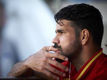 Diego Costa looks on prior the international friendly match between Spain and Colombia at Nueva Condomina stadium on June 7, 2017 in Murcia, Spain.