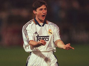 El jugador croata salió del Betis para fichar por el Coventry en 1998 por algo más de 4 millones de euros. El Real Madrid pagó 600.000 euros más y acabó vestido de blanco sin disputar un minuto con el equipo inglés.

