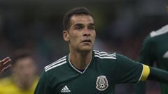 La afici&oacute;n mexicana se le ha entregado al ex jugador del Barcelona, en el amistoso ante Escocia