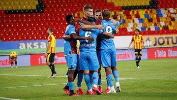 El Trabzonspor se afianza en el liderato en la vuelta del fútbol