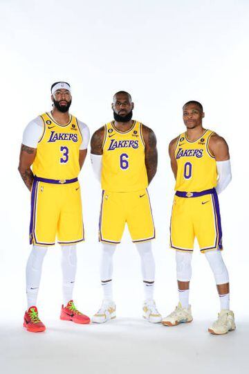 Anthony Davis, LeBron James y Russell Westbrook.