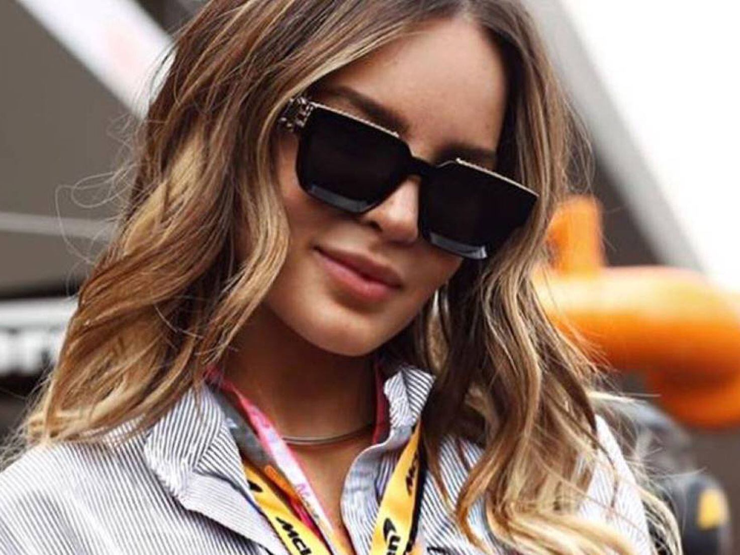 Belinda presume en Formula 1 prenda de 150 mil pesos