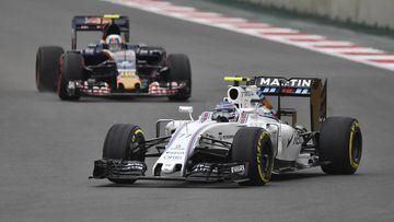 Williams rechaza oferta de Mercedes por uno de sus pilotos