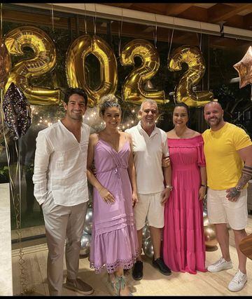 El brasileño y figura de Orlando City estuvo con su familia en los festejos. 