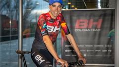 El campeón nacional David Valero, del BH Coloma Team, momentos antes de la presentación del principal equipo español de bicicleta de montaña, que se ha puesto en marcha de manera oficial este jueves, en la presentación de su proyecto para 2024, en La Rioja.