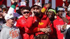 Kelce received an invite after signing Brooks’ classic hit of the same name during the Kansas City Chiefs’ Super Bowl victory parade.
