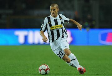 Dubbed the "atomic ant", Giovinco started out at Juve as a bright hope for Italian football but was hampered by injuries. A successful spell in MLS with Toronto followed before he moved to Al-Hilal this summer.