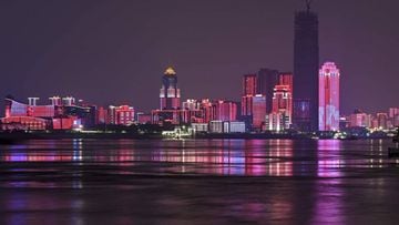 TOPSHOT - A picture taken on March 31, 2020 shows a general view of the Yangtze River and buildings in the city in Wuhan, in China&#039;s central Hubei province. - Wuhan, the central Chinese city where the novel coronavirus (Covid-19) first emerged last y