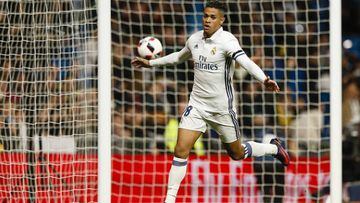 Clubs queuing up to secure Mariano loan deal