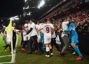 Sevilla fans embrace their Basel heroes