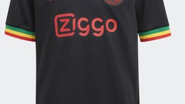 Released only a week ago and already sold out in many outlets, the 2021/22 Ajax third kit is a tribute to the Ajax fans and the love shared by the club and its fans for reggae legend Bob Marley and his iconic song, Three Little Birds.